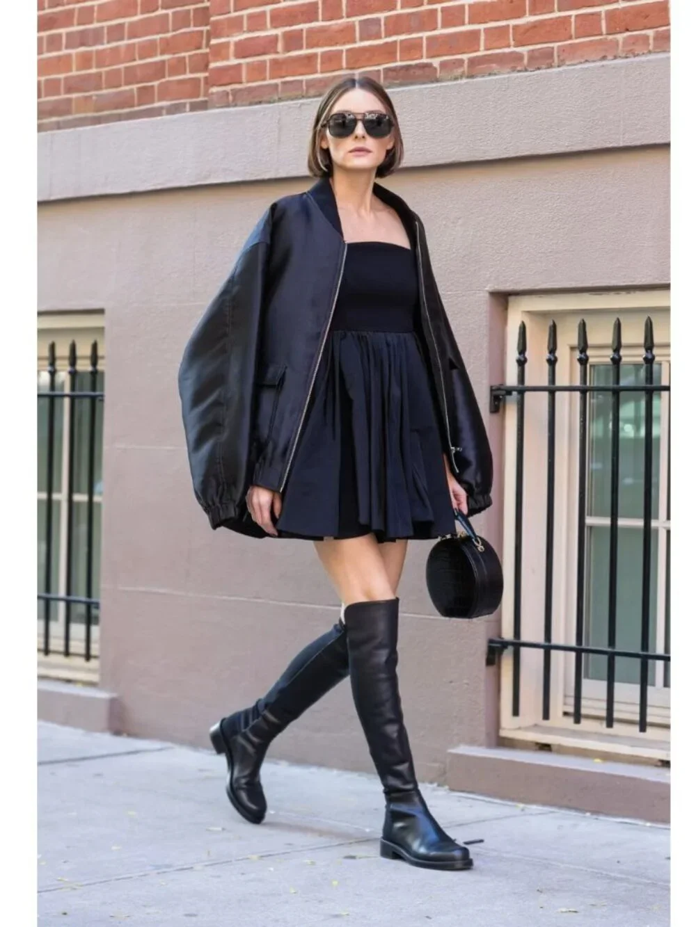 Stuart Weitzman 5050 Boot Black Leather size 7